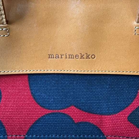 MERIMEKKO ~ Bag Laukku Shoulderbag Tote Handbag Unikko (Poppy) Leather NWT Rare - Picture 3 of 7